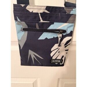 Dakine Jive Cross Body Shoulder Hand Bag Purse Navy Lt. Blue Gray Palm Leaves